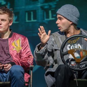 Theater der Jugend • TSCHICK